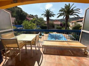 Appartement avec grande terrasse, piscine chauffée et parking, à 700m des plages de Collioure - FR-1-309-402
